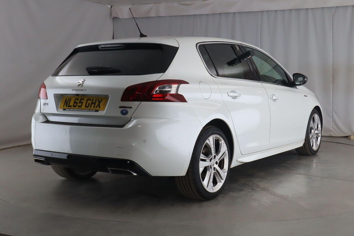 Used Peugeot 308 for sale - 77456452: Photo 2