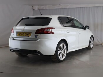 Used Peugeot 308 2015 for sale - 77456452: Photo