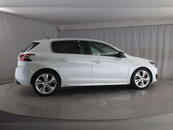 Used Peugeot 308 2015 for sale - 77456452: Photo