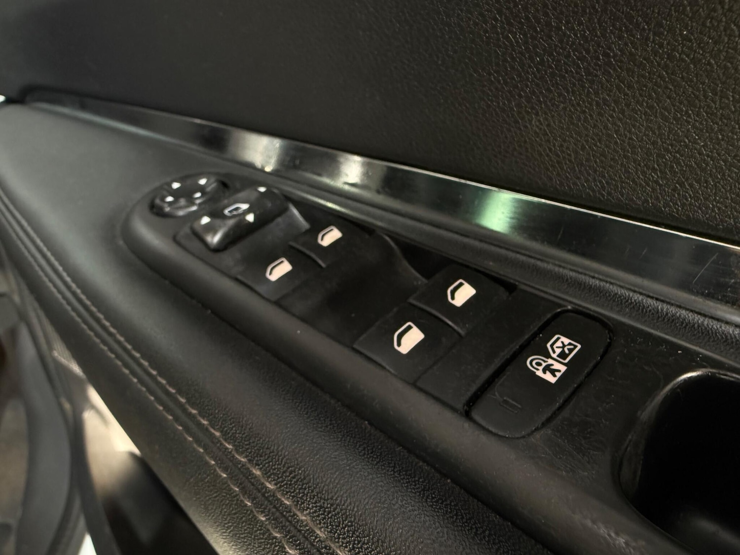 Used Peugeot 3008 for sale - 77073925: Photo 20