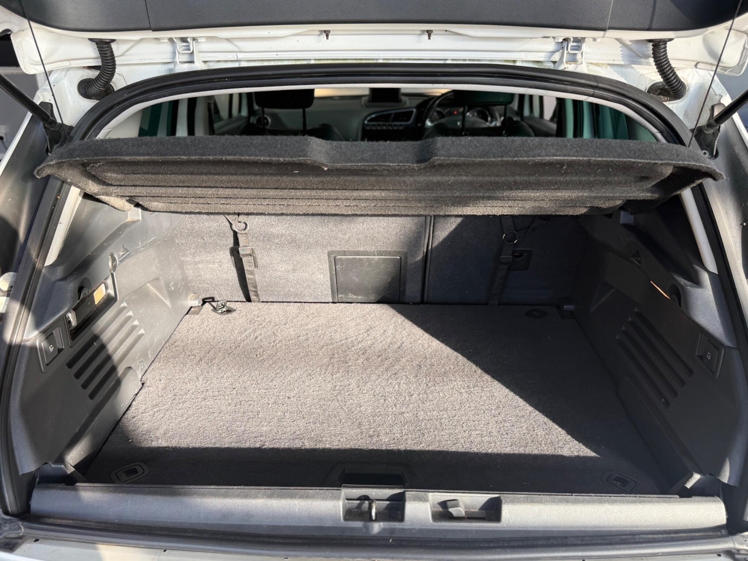 Used Peugeot 3008 for sale - 77073925: Photo 27