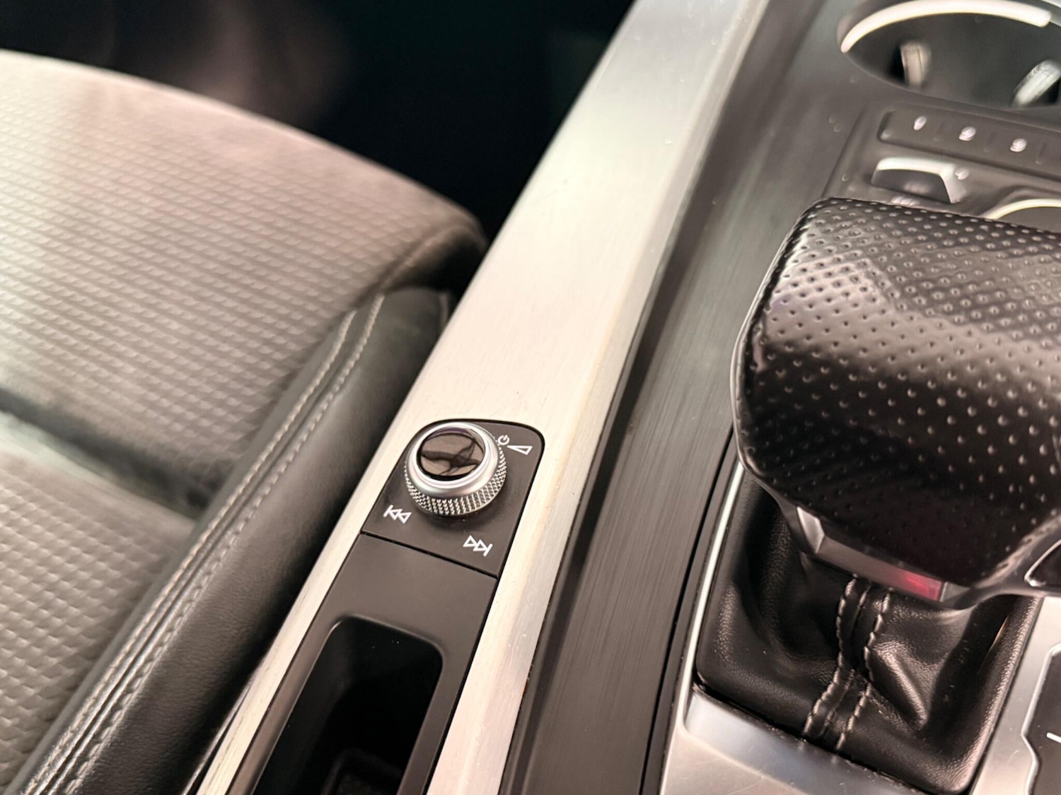 Used Audi A4 2016 for sale - 78171243: Photo 36