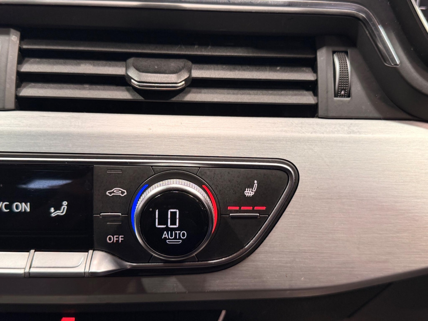 Used Audi A4 2016 for sale - 78171243: Photo 41