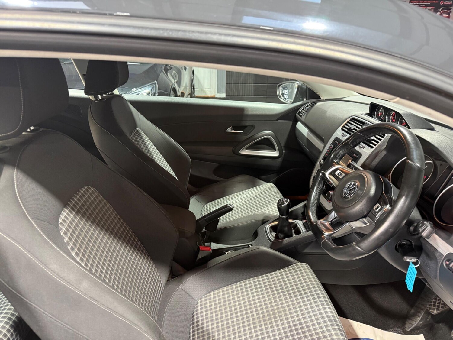 Used Volkswagen Scirocco 2015 for sale - 77586615: Photo 24