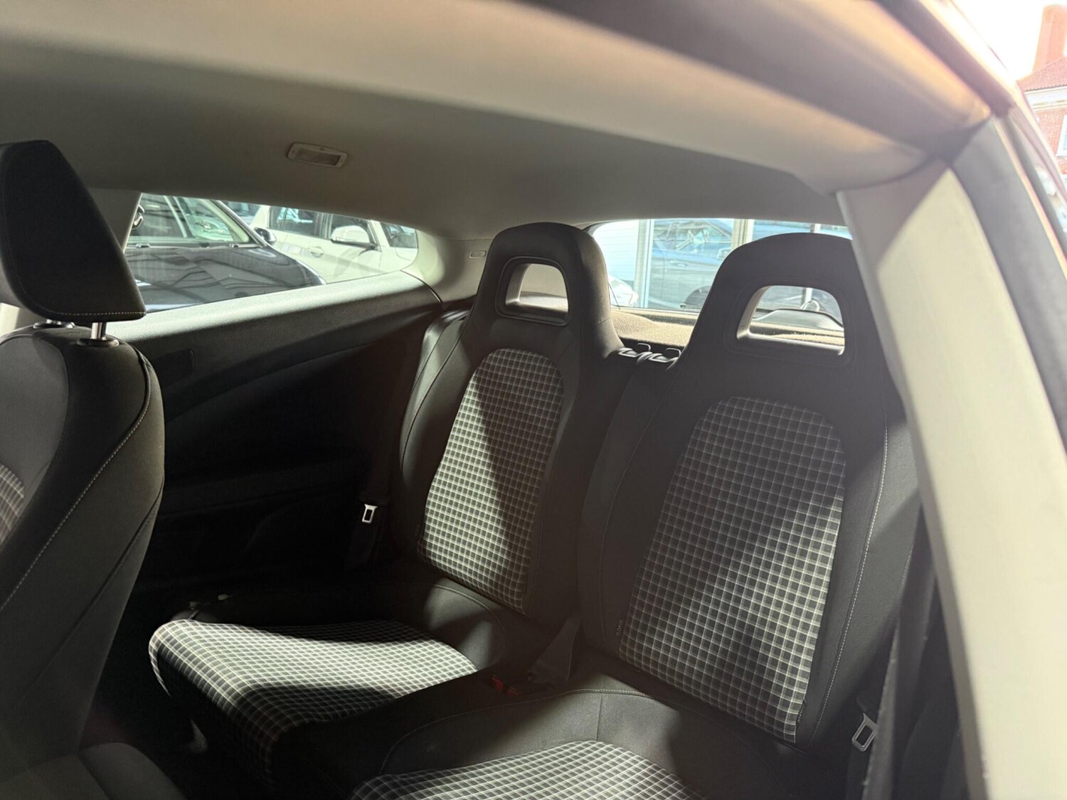 Used Volkswagen Scirocco 2015 for sale - 77586615: Photo 26