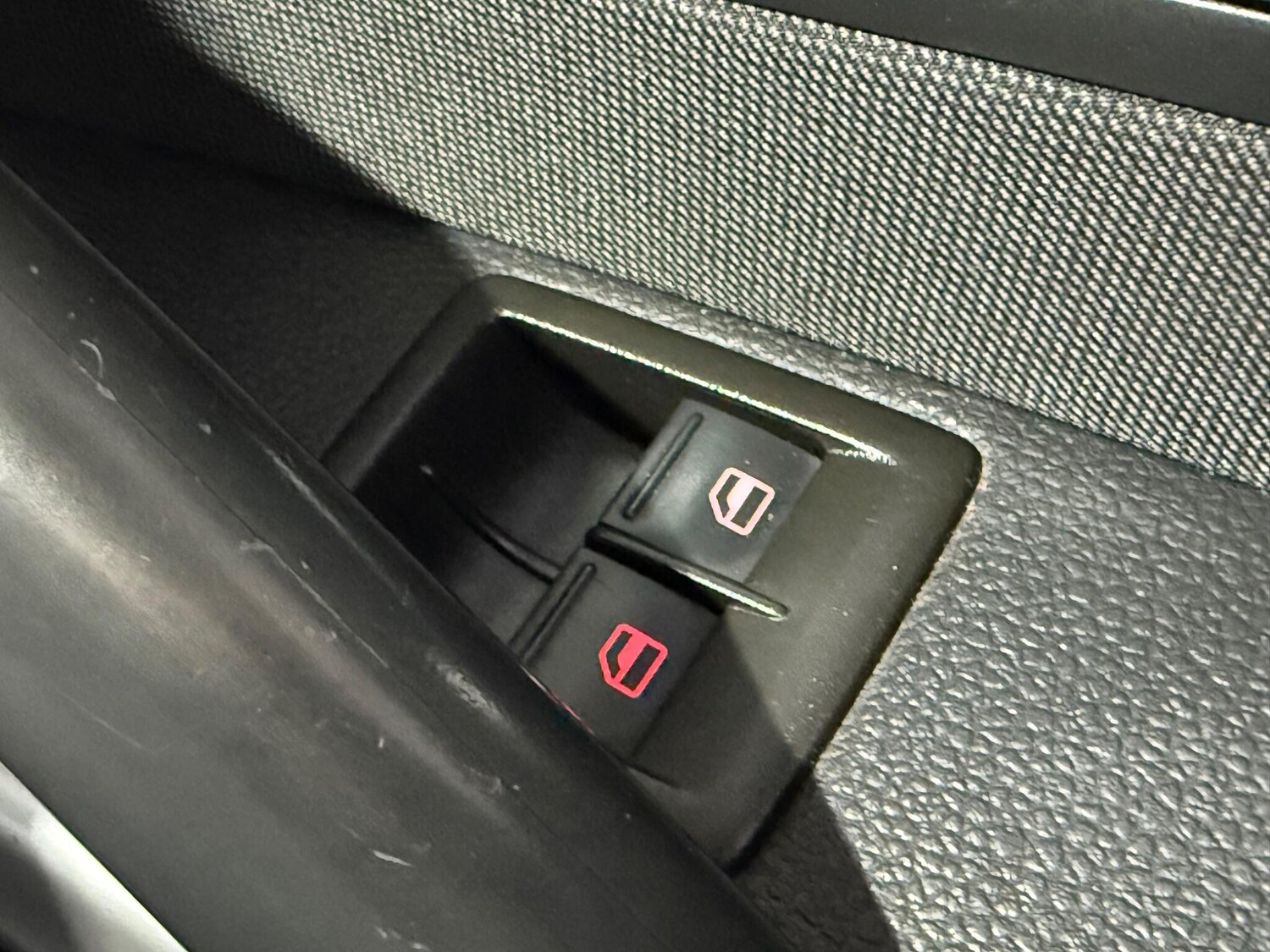 Used Volkswagen Scirocco 2015 for sale - 77586615: Photo 29