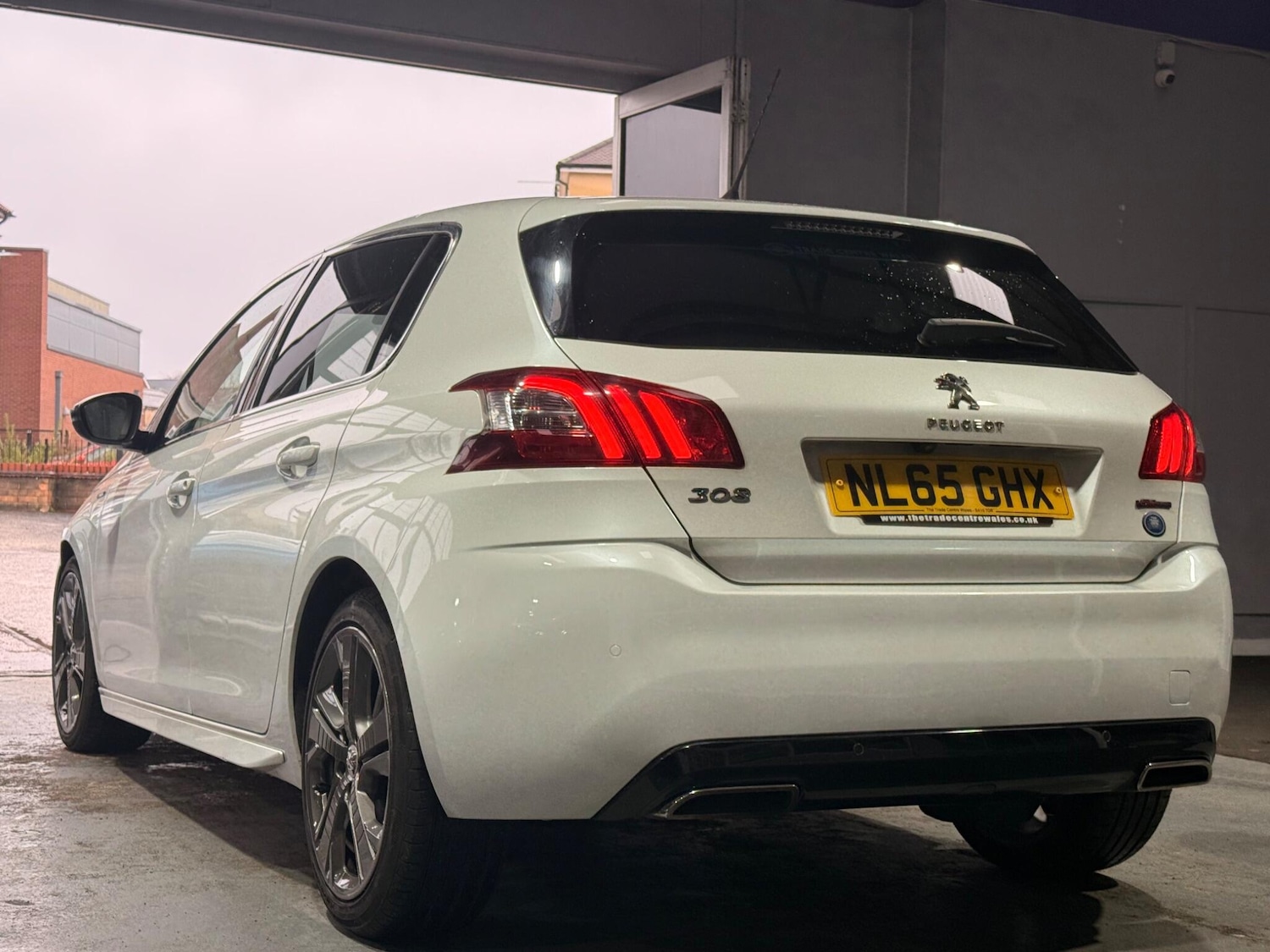 Used Peugeot 308 2015 for sale - 77696549: Photo 10