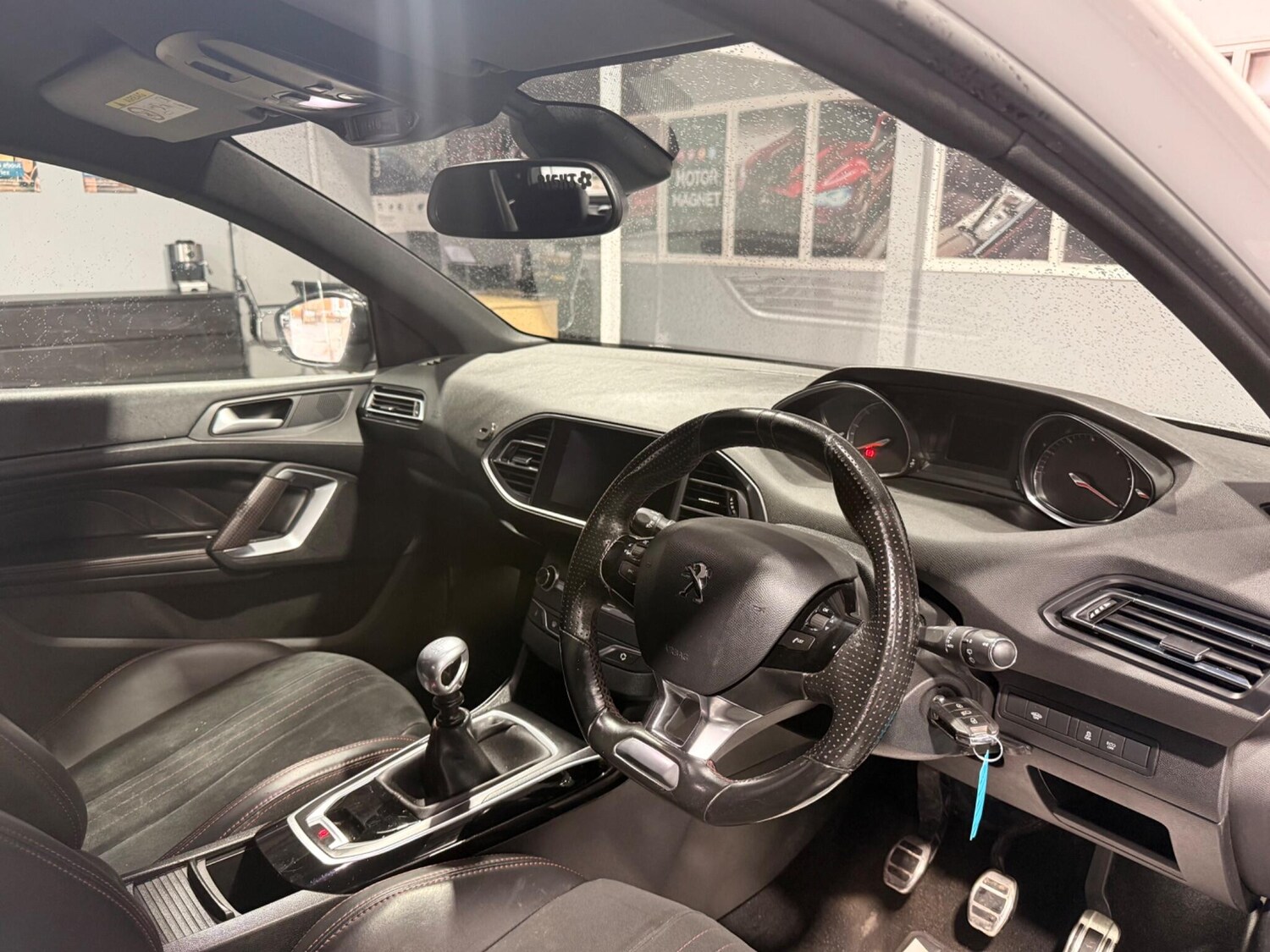 Used Peugeot 308 2015 for sale - 77696549: Photo 22