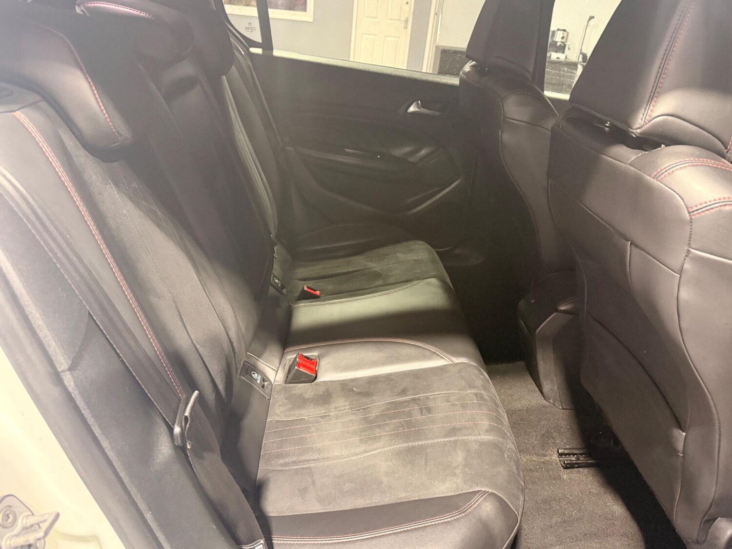 Used Peugeot 308 2015 for sale - 77696549: Photo 26