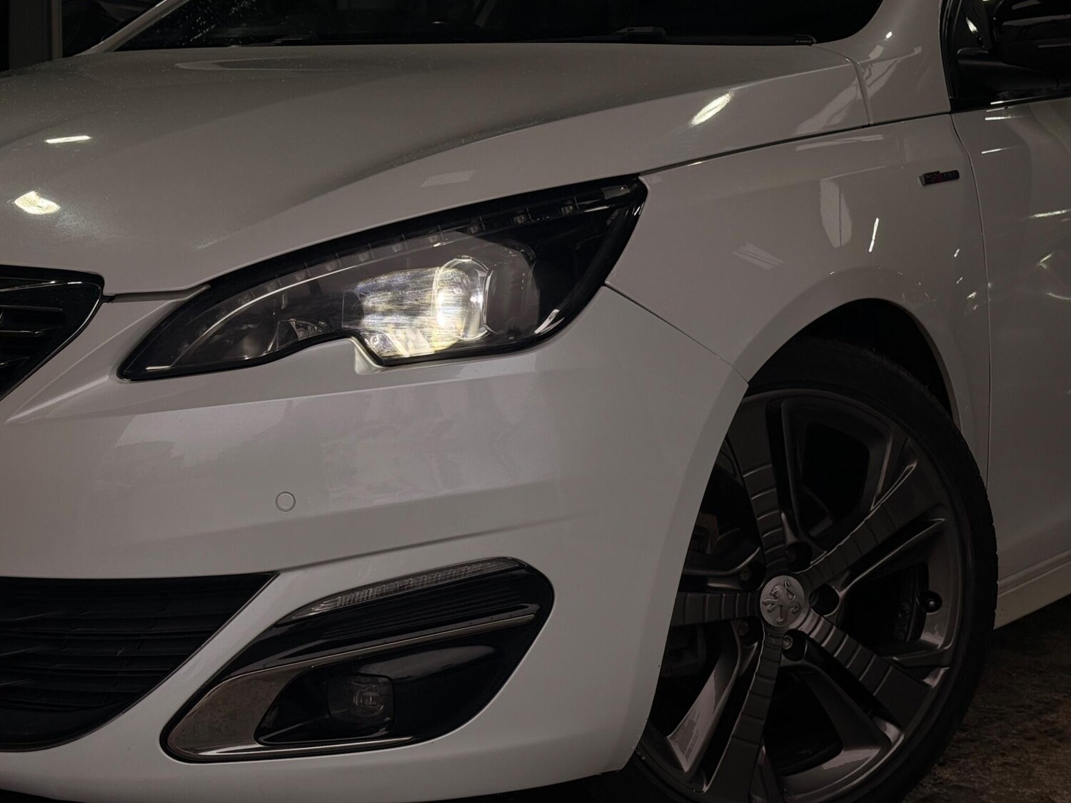 Used Peugeot 308 2015 for sale - 77696549: Photo 44