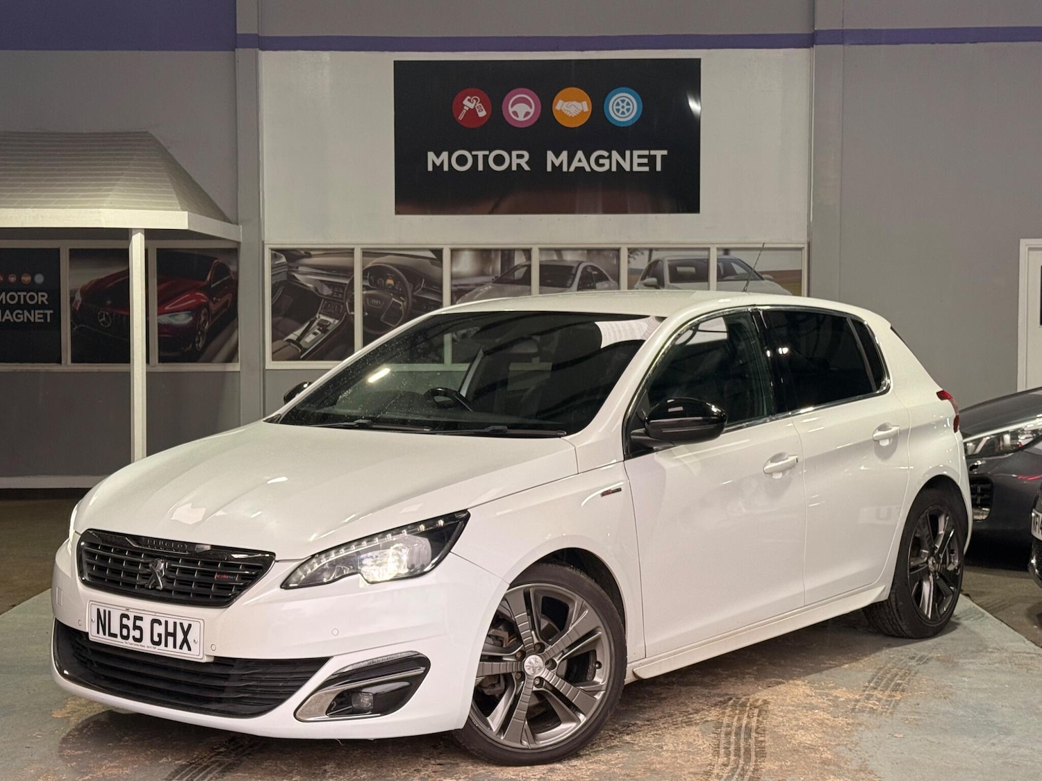 Used Peugeot 308 2015 for sale - 77696549: Photo 7