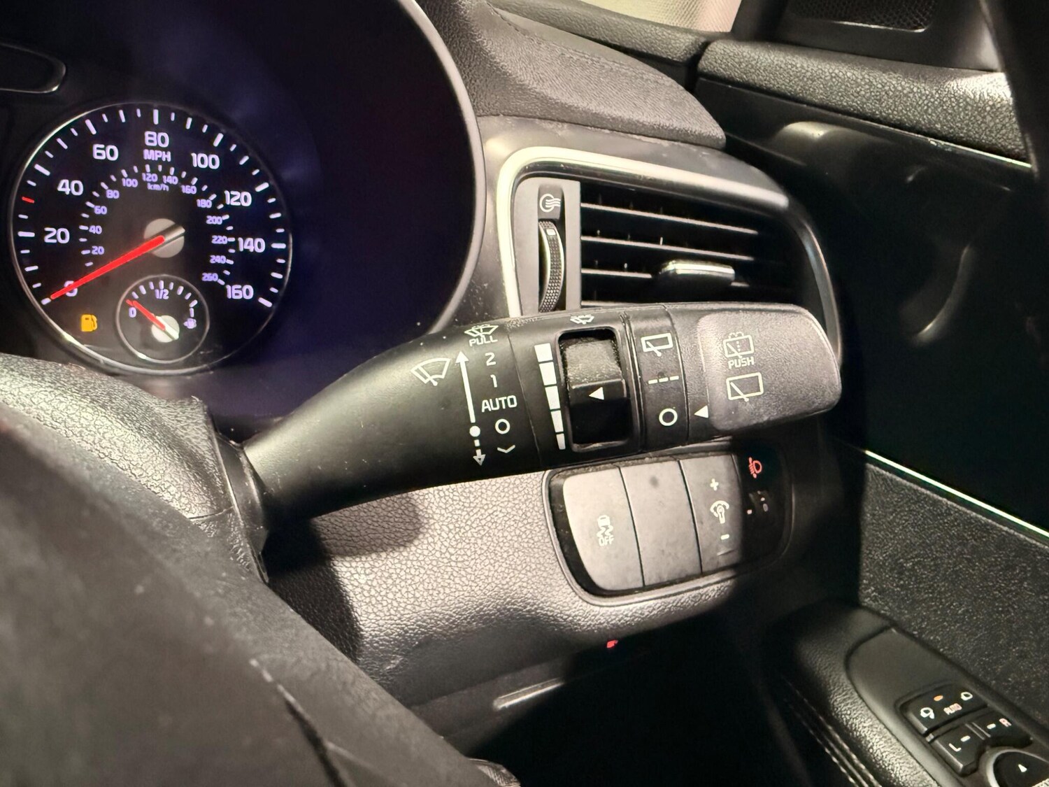 Used Kia Sorento 2015 for sale - 77586288: Photo 31