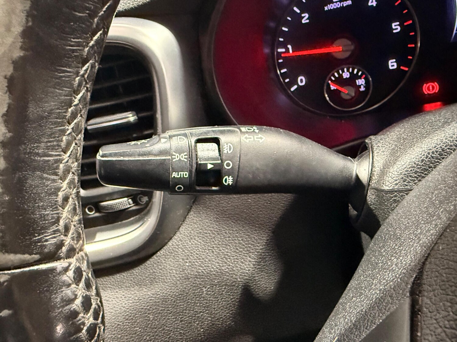 Used Kia Sorento 2015 for sale - 77586288: Photo 32