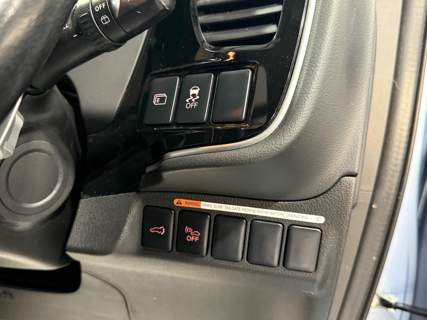 Used Mitsubishi Outlander 2015 for sale - 77175952: Photo 39