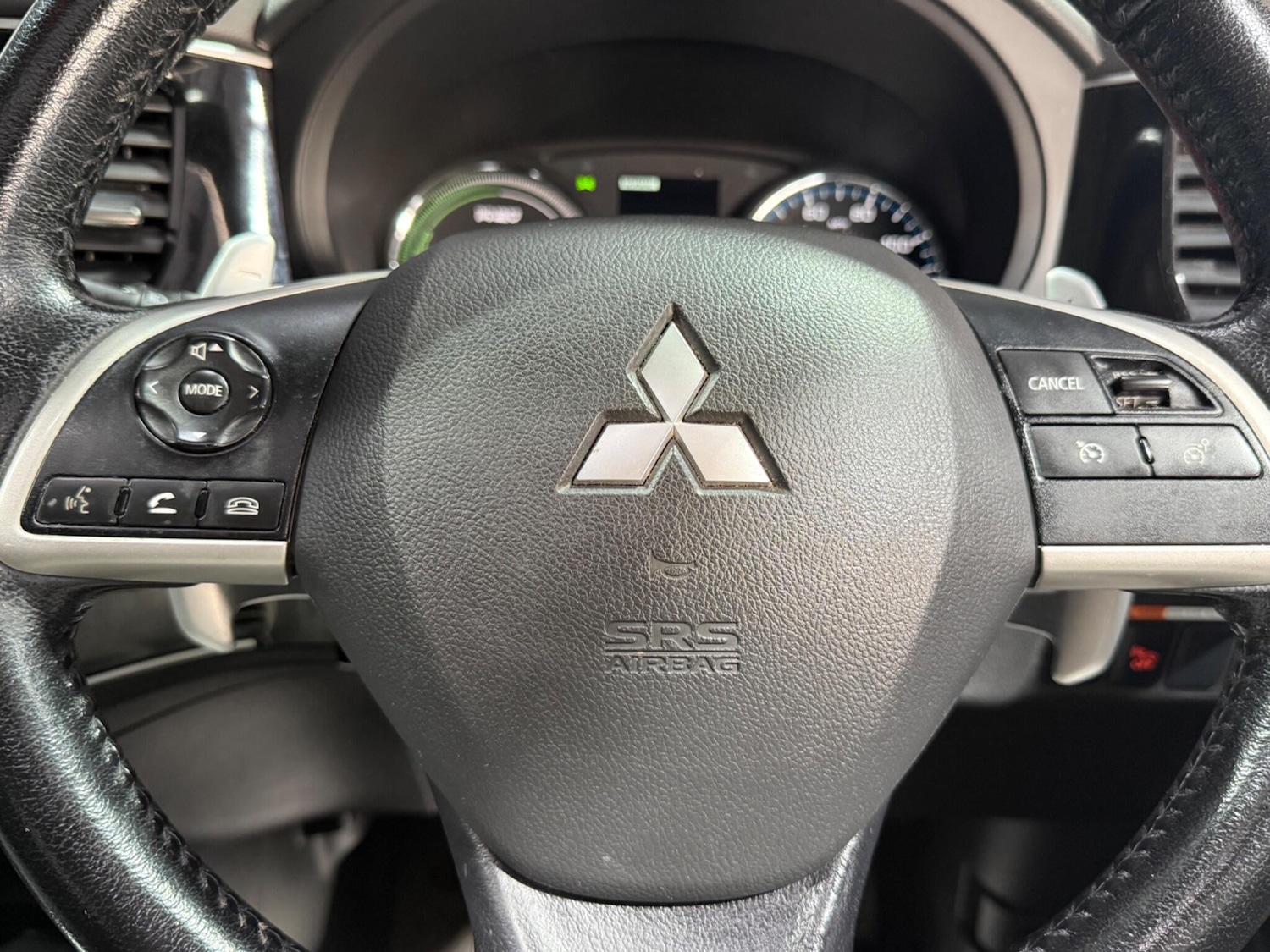 Used Mitsubishi Outlander 2015 for sale - 77175952: Photo 48