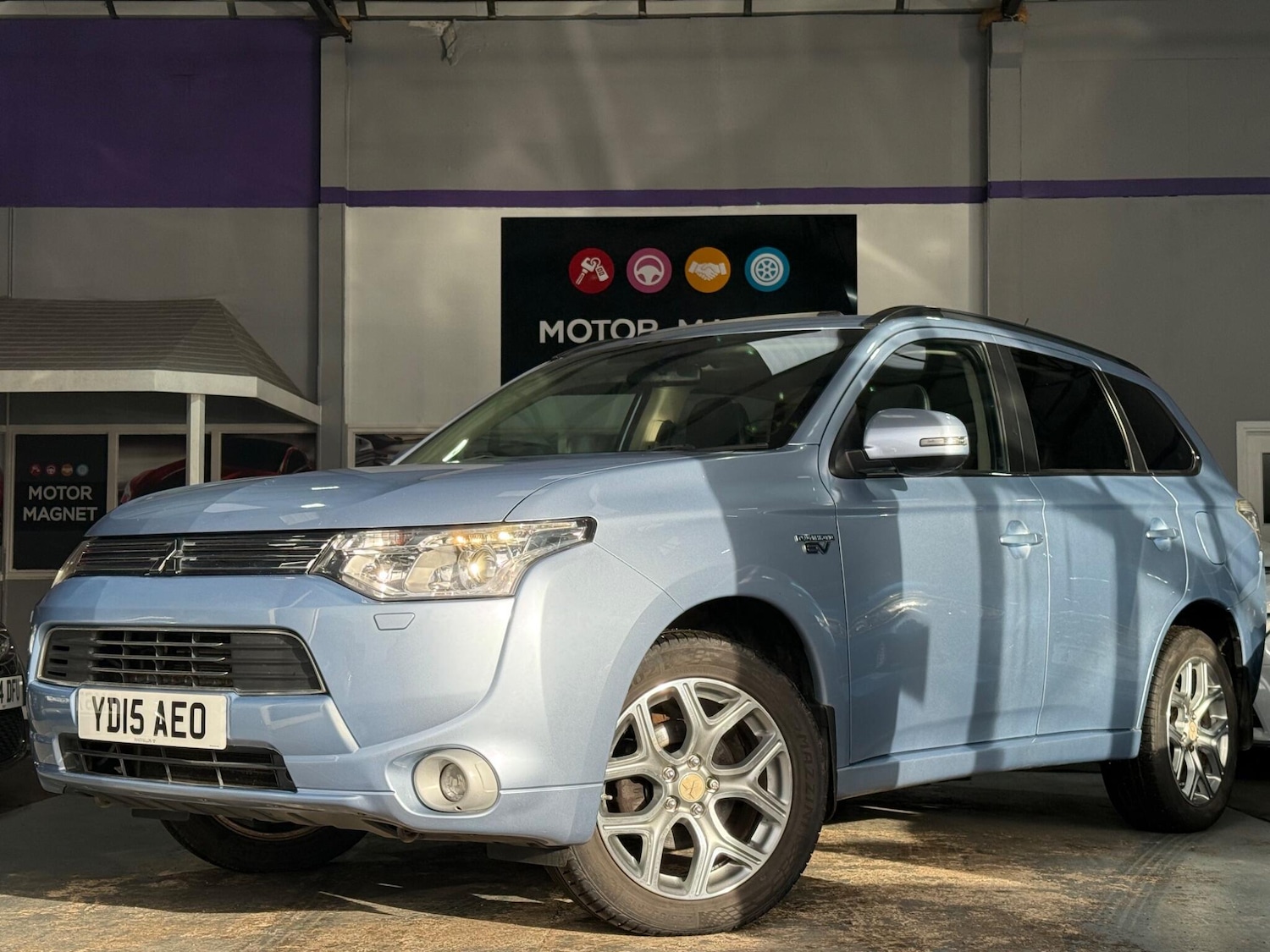 Used Mitsubishi Outlander 2015 for sale - 77175952: Photo 9