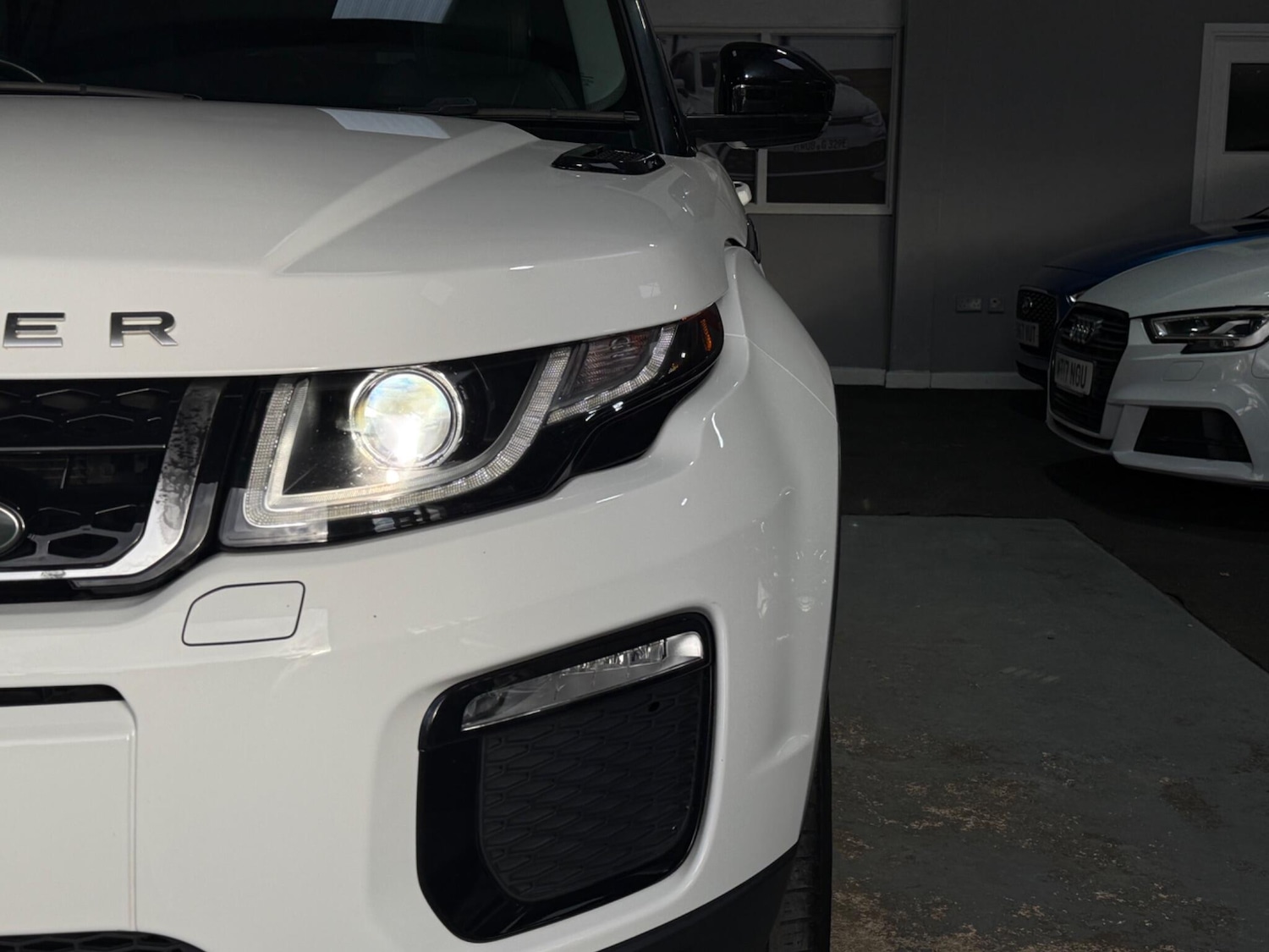 Used Land Rover Range Rover Evoque 2016 for sale - 77073917: Photo 44