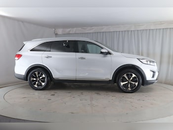 Used Kia Sorento 2015 for sale - 77395709: Photo