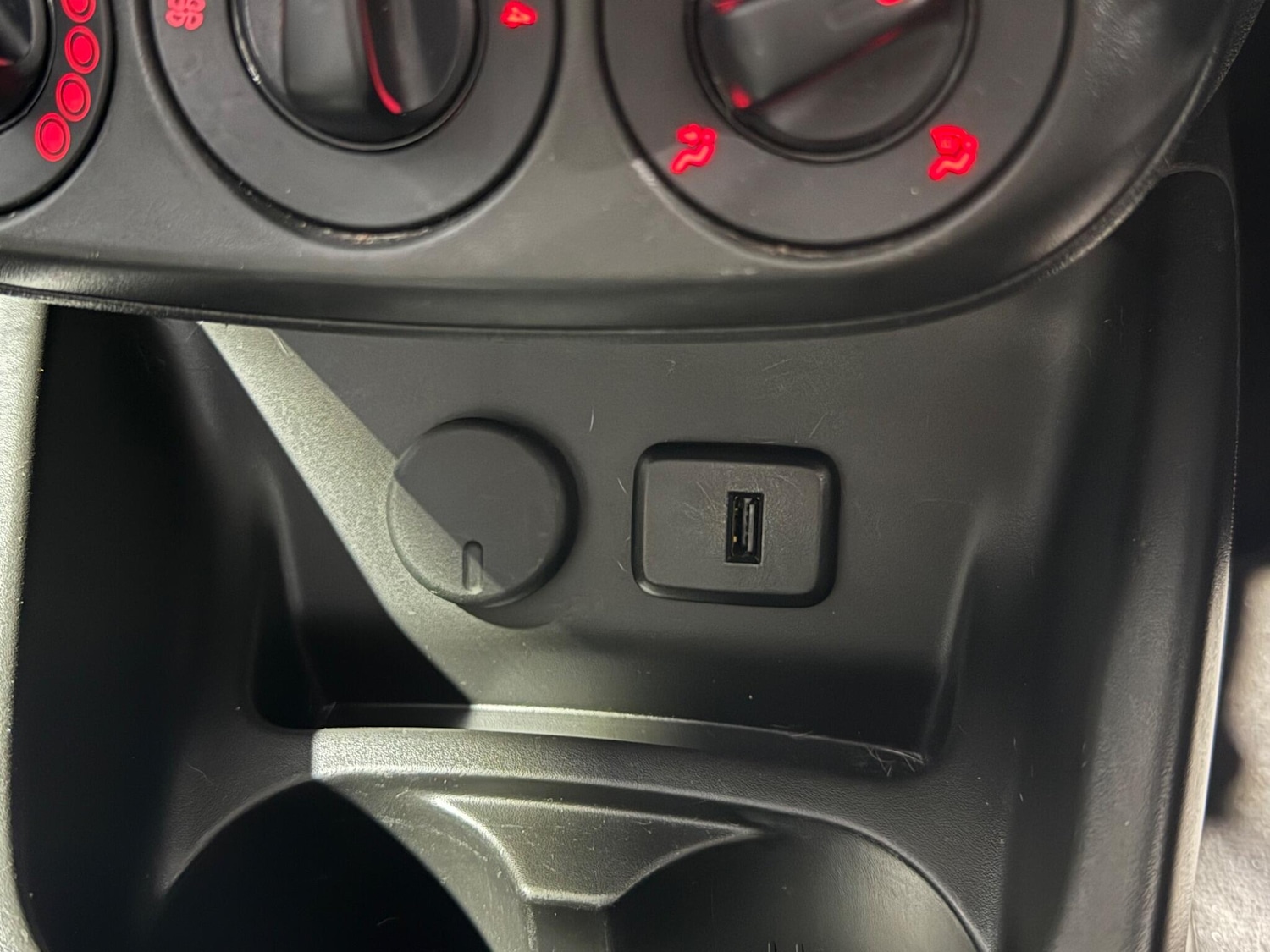 Used Vauxhall Corsa 2019 for sale - 77074135: Photo 31