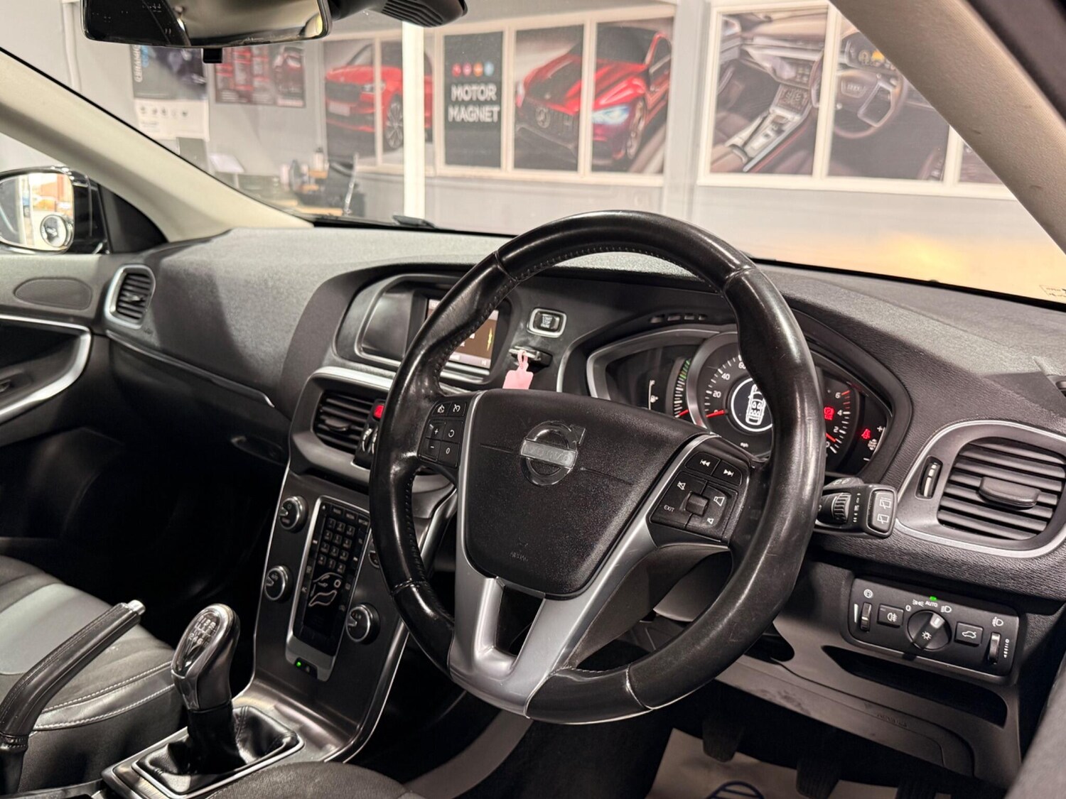 Used Volvo V40 for sale - 77587127: Photo 23