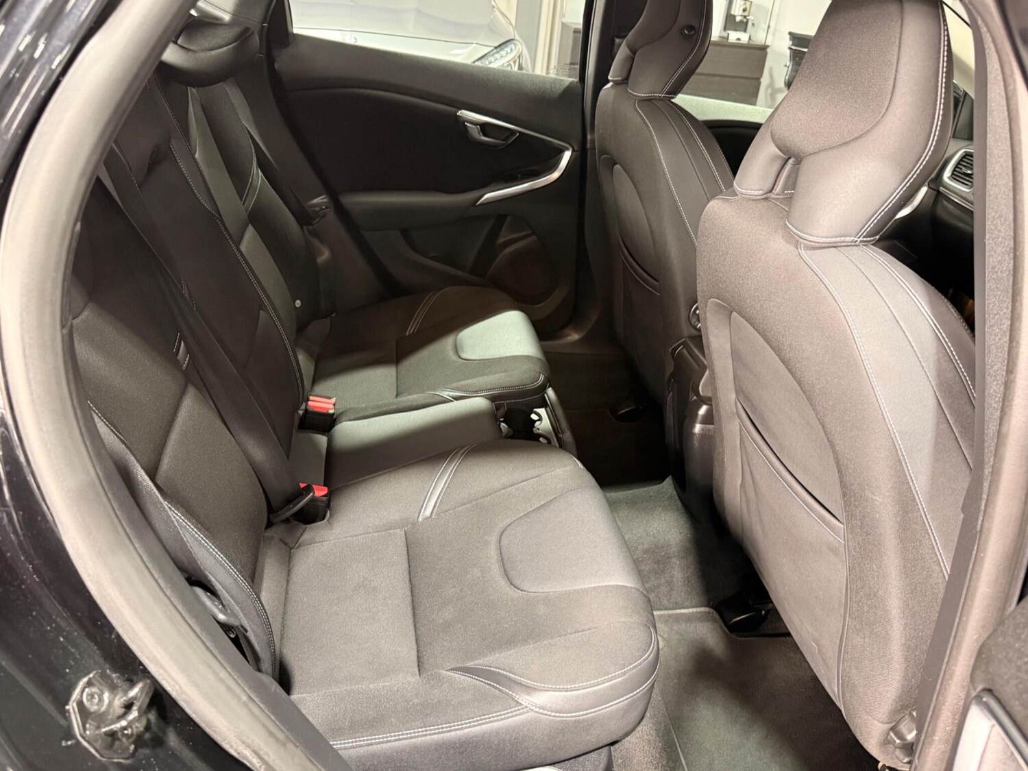 Used Volvo V40 for sale - 77587127: Photo 30