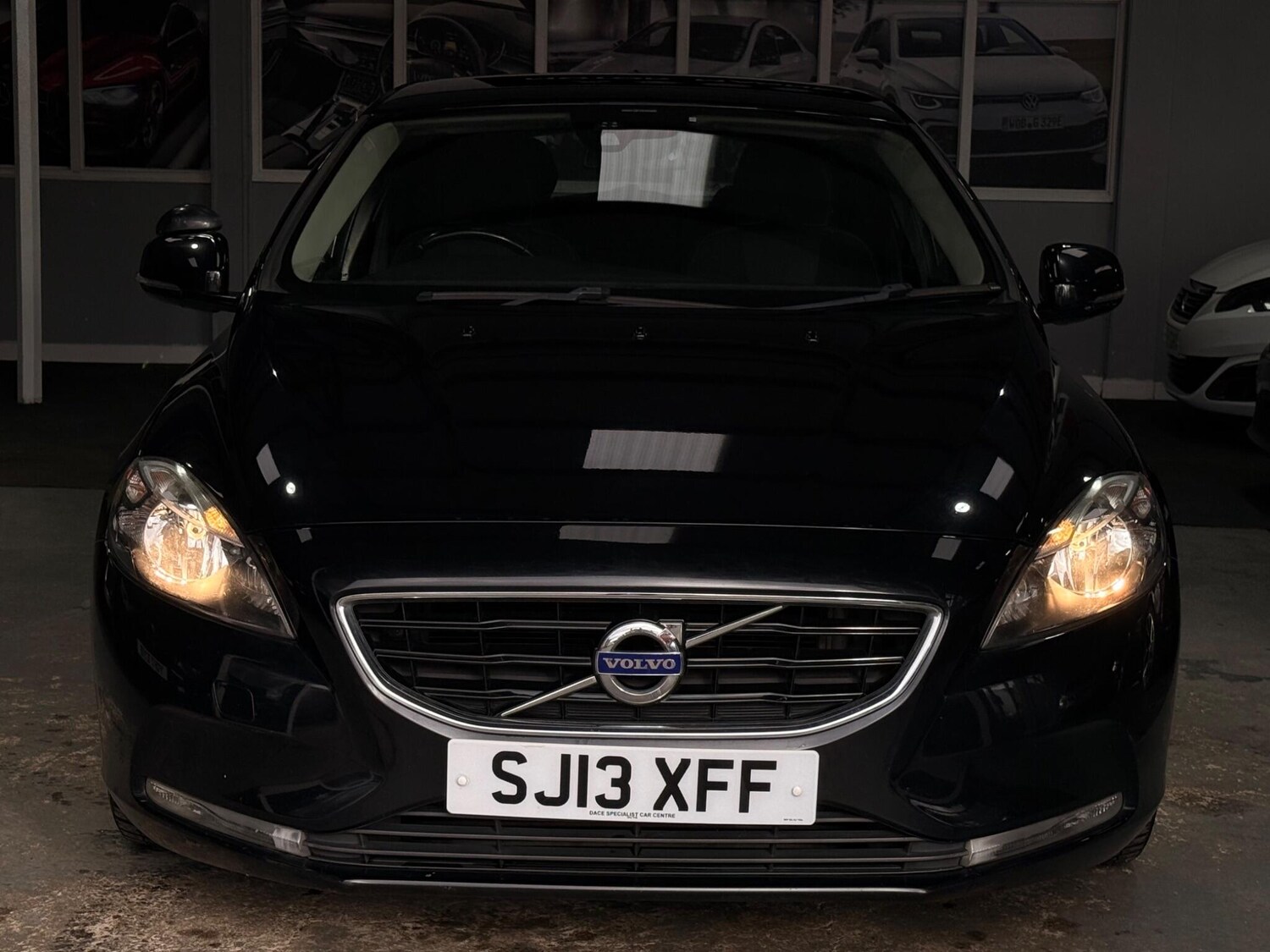 Used Volvo V40 for sale - 77587127: Photo 8