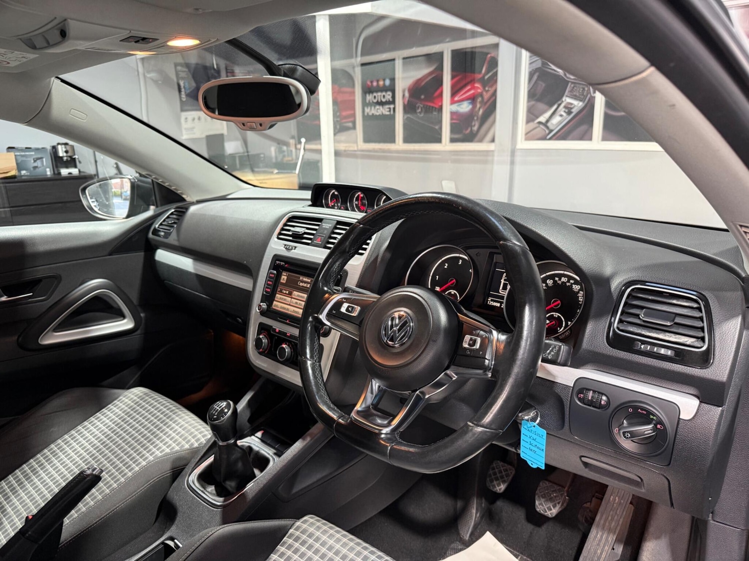 Used Volkswagen Scirocco 2015 for sale - 77162781: Photo 17