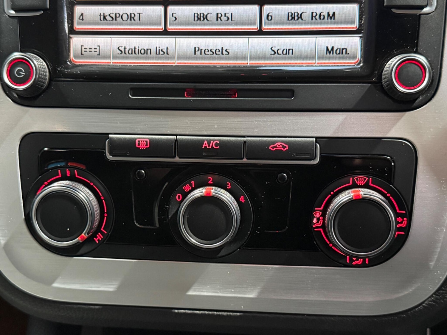 Used Volkswagen Scirocco 2015 for sale - 77162781: Photo 35