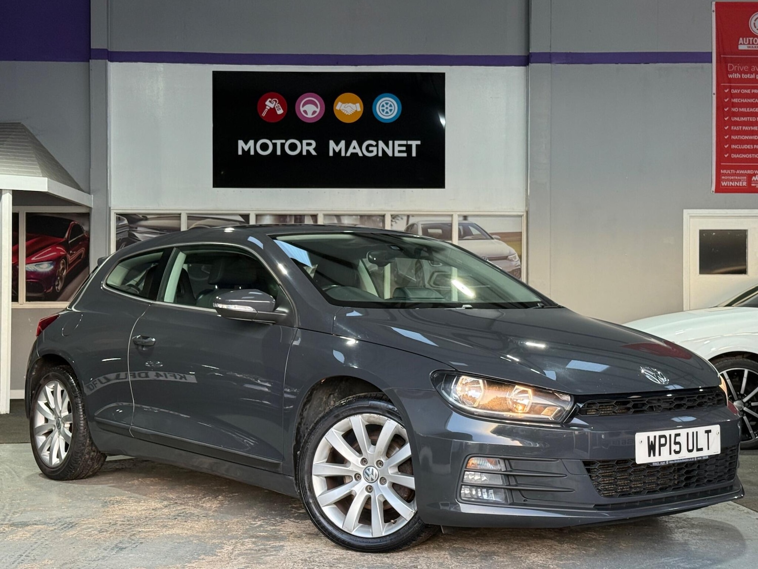 Used Volkswagen Scirocco 2015 for sale - 77162781: Photo 5