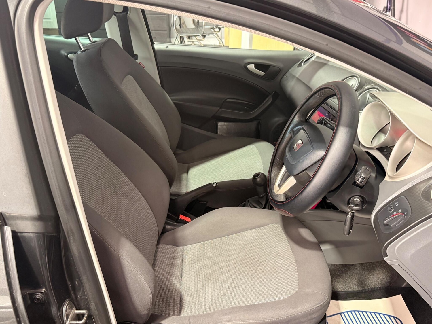 Used SEAT Ibiza 2011 for sale - 78007419: Photo 29