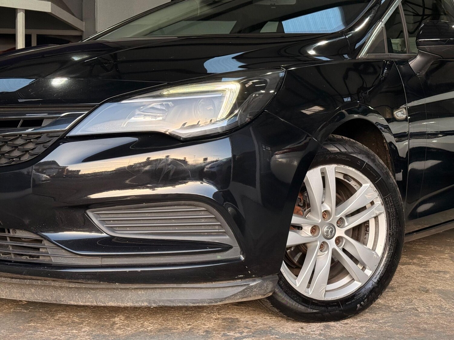 Used Vauxhall Astra for sale - 77587017: Photo 41