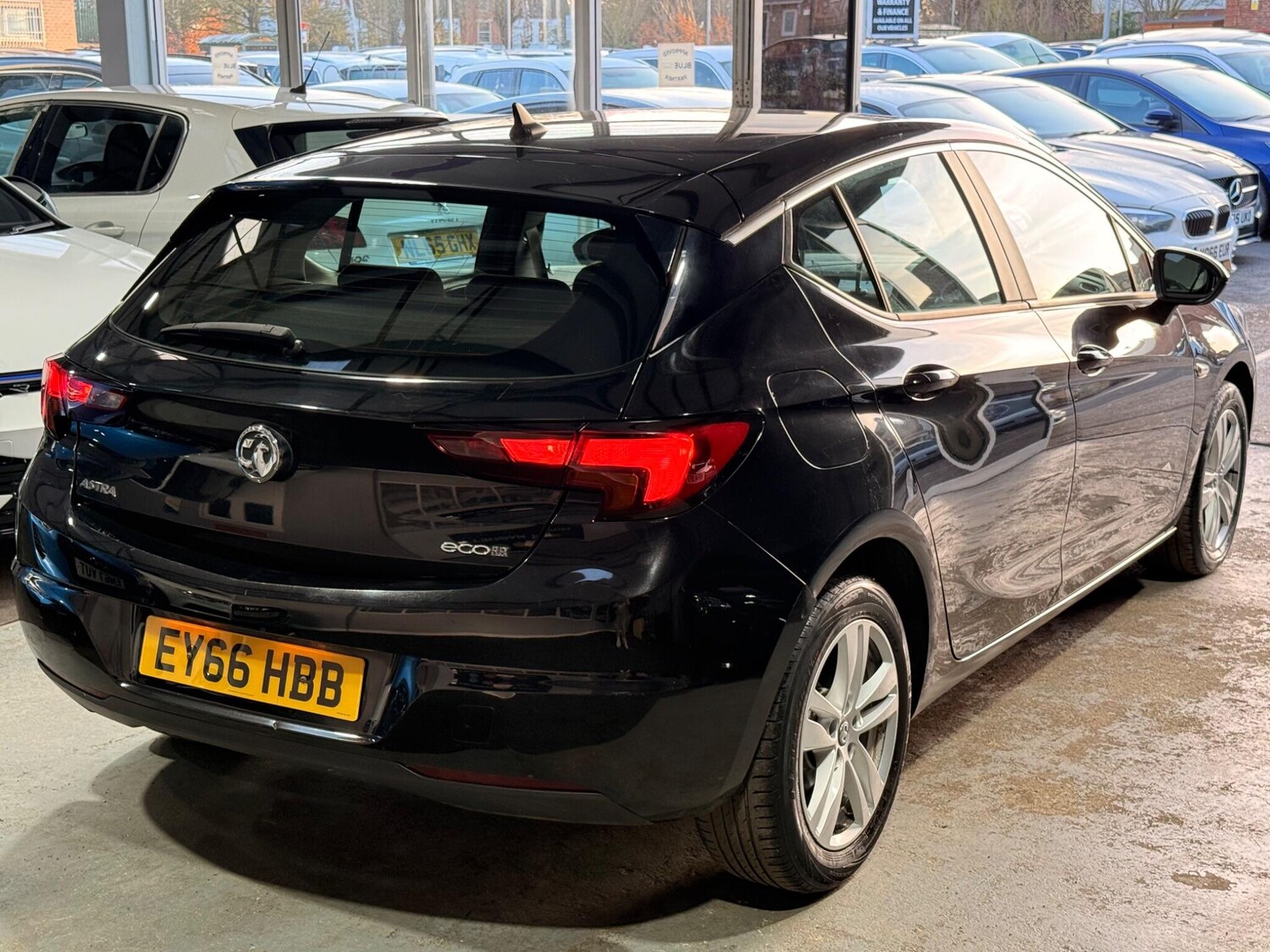 Used Vauxhall Astra for sale - 77587017: Photo 6