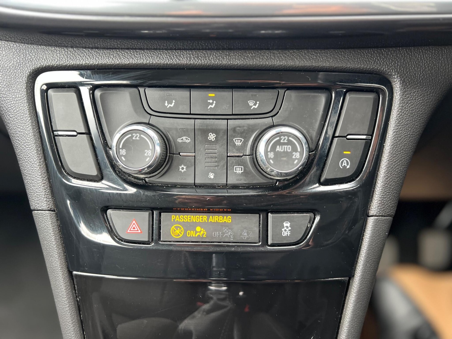 Used Vauxhall Mokka X 2019 for sale - 76620202: Photo 21
