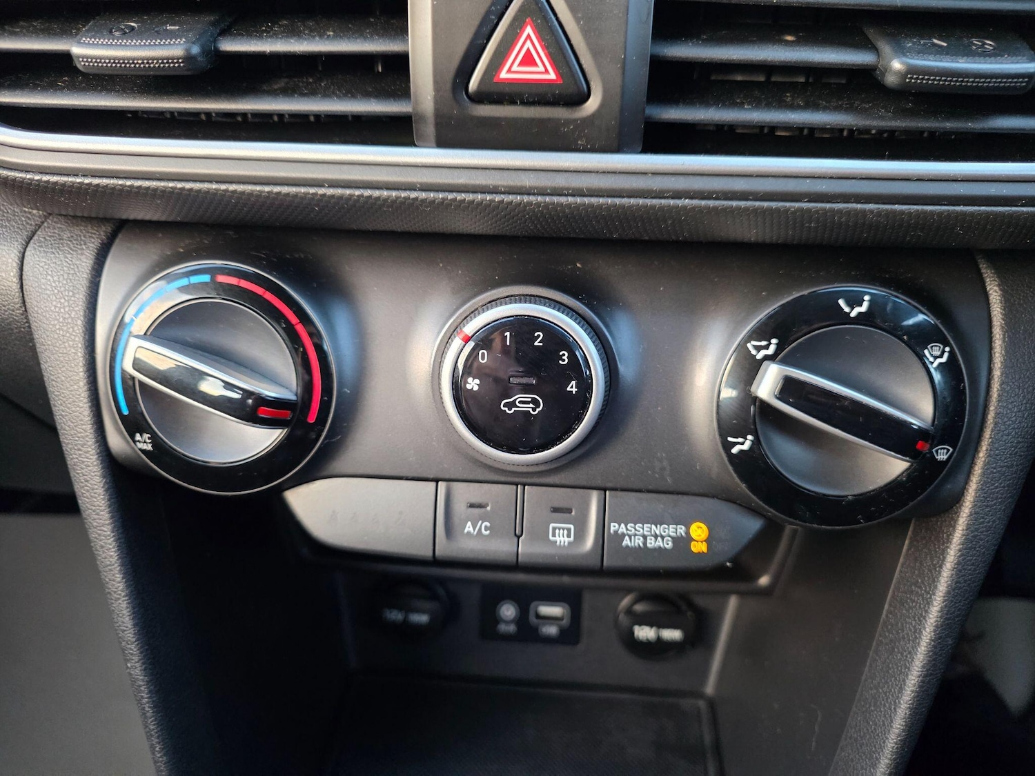 Used Hyundai KONA 2018 for sale - 77050101: Photo 20