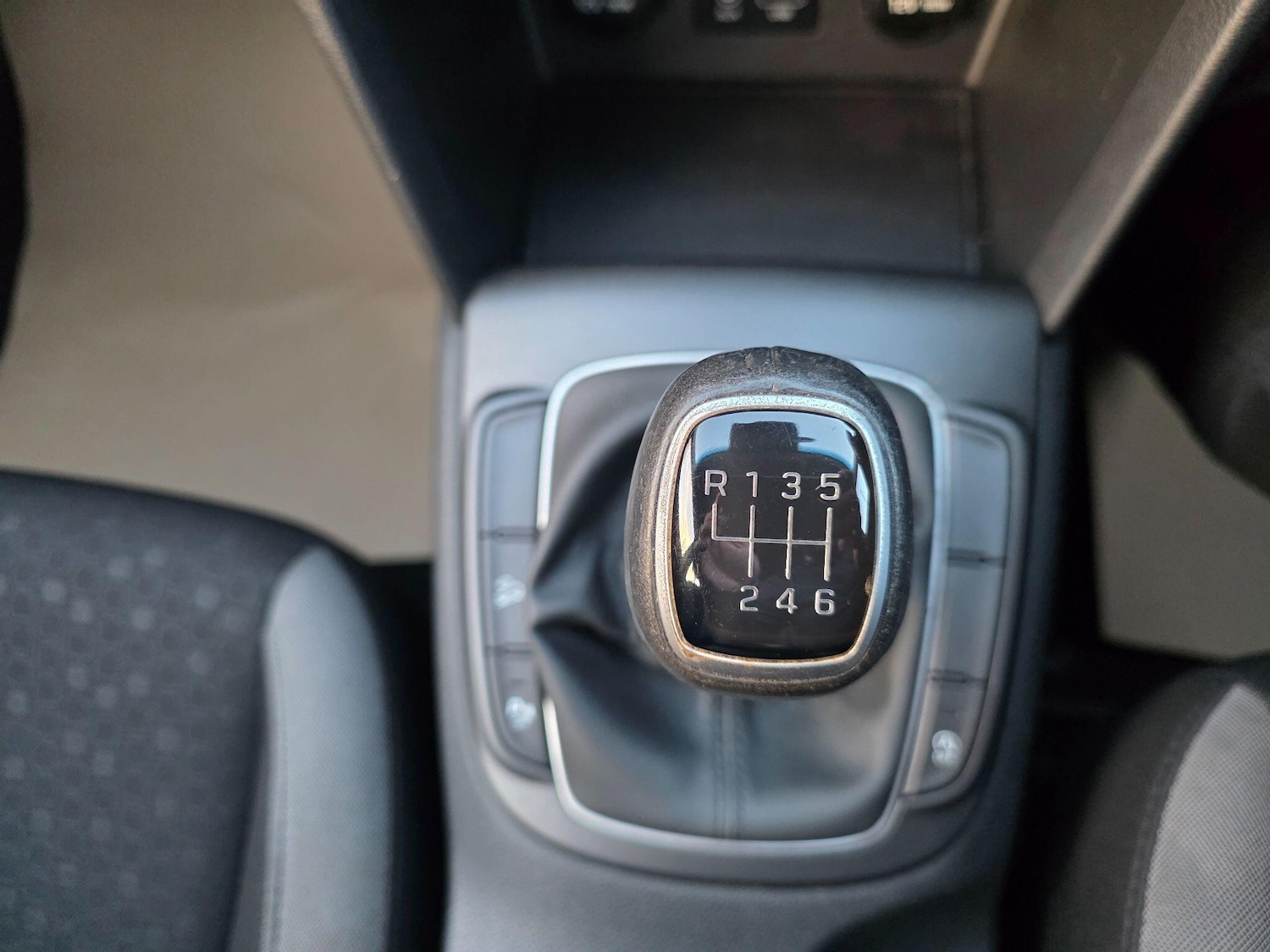 Used Hyundai KONA 2018 for sale - 77050101: Photo 22