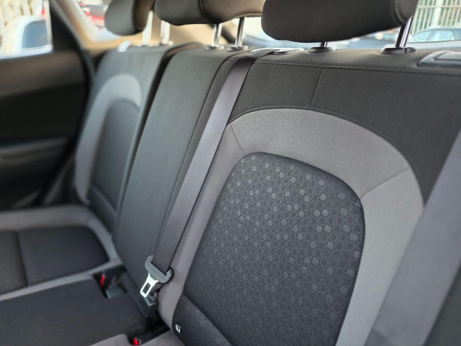 Used Hyundai KONA 2018 for sale - 77050101: Photo 33