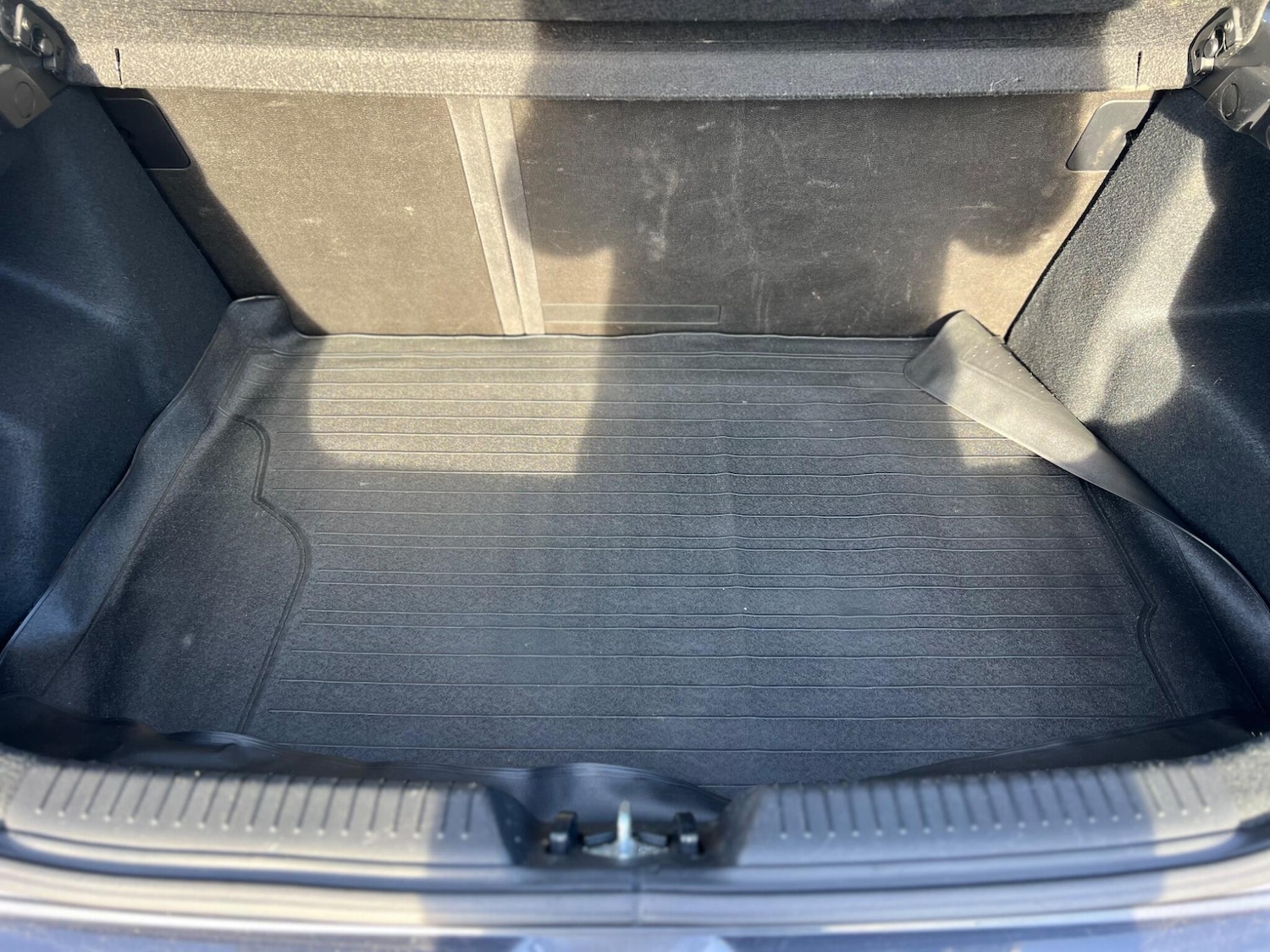 Used Hyundai i30 2015 for sale - 76688967: Photo 8