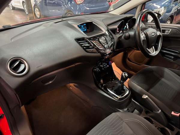 Used Ford Fiesta 2015 for sale - 76306288: Photo 14