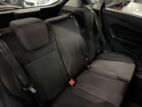 Used Ford Fiesta 2015 for sale - 76306288: Photo 17