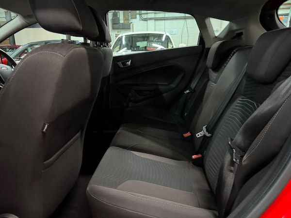 Used Ford Fiesta 2015 for sale - 76306288: Photo 19