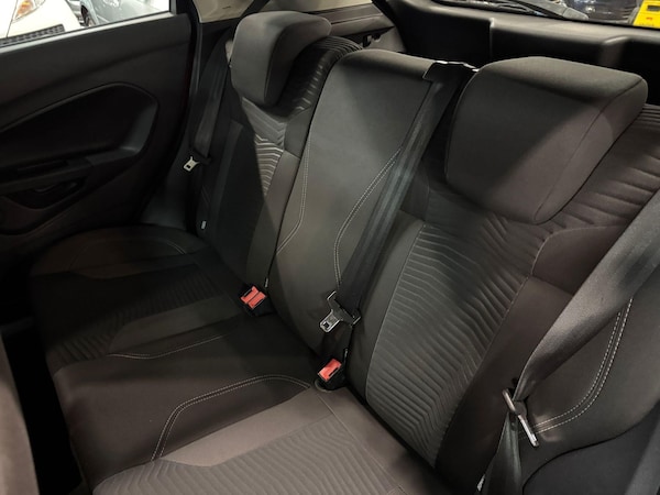 Used Ford Fiesta 2015 for sale - 76306288: Photo 20