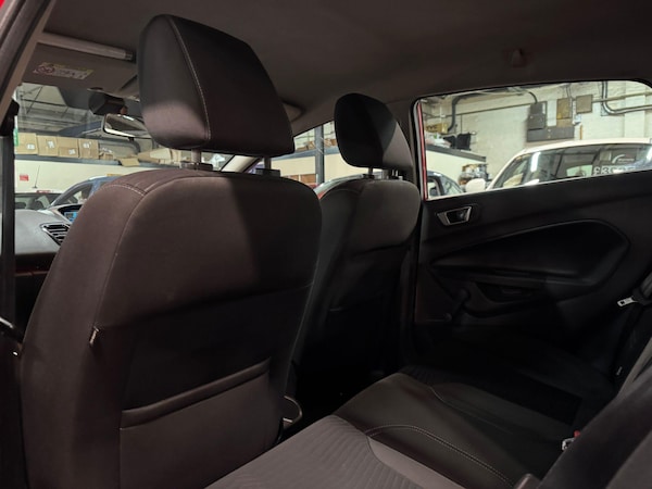 Used Ford Fiesta 2015 for sale - 76306288: Photo 21