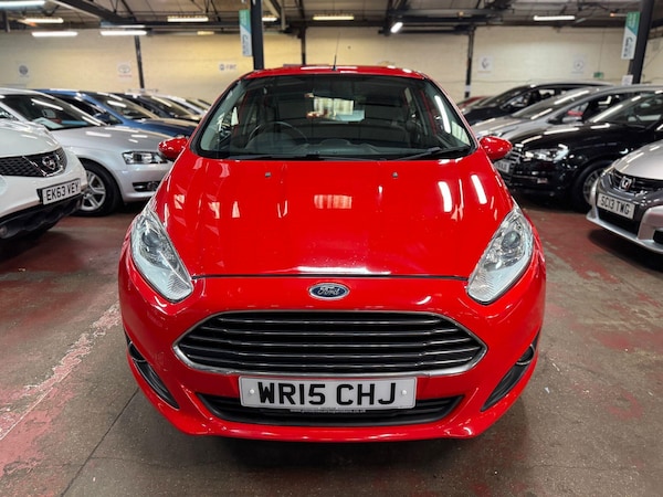 Used Ford Fiesta 2015 for sale - 76306288: Photo 2