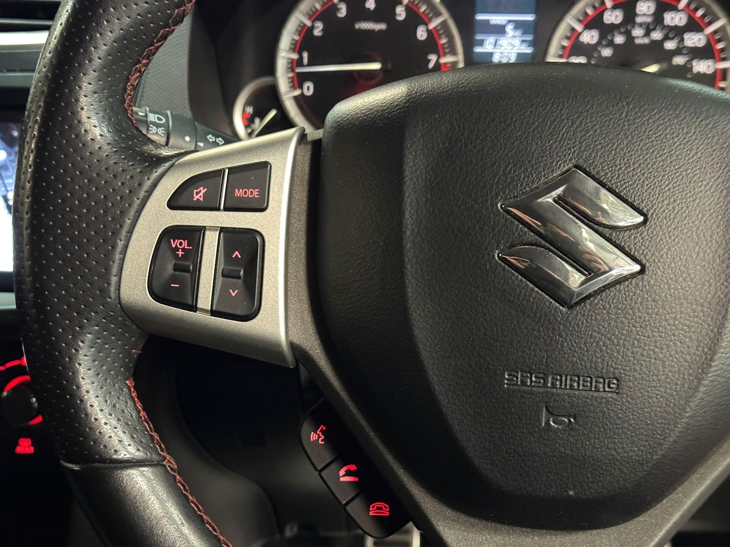 Used Suzuki Swift 2016 for sale - 77633113: Photo 28