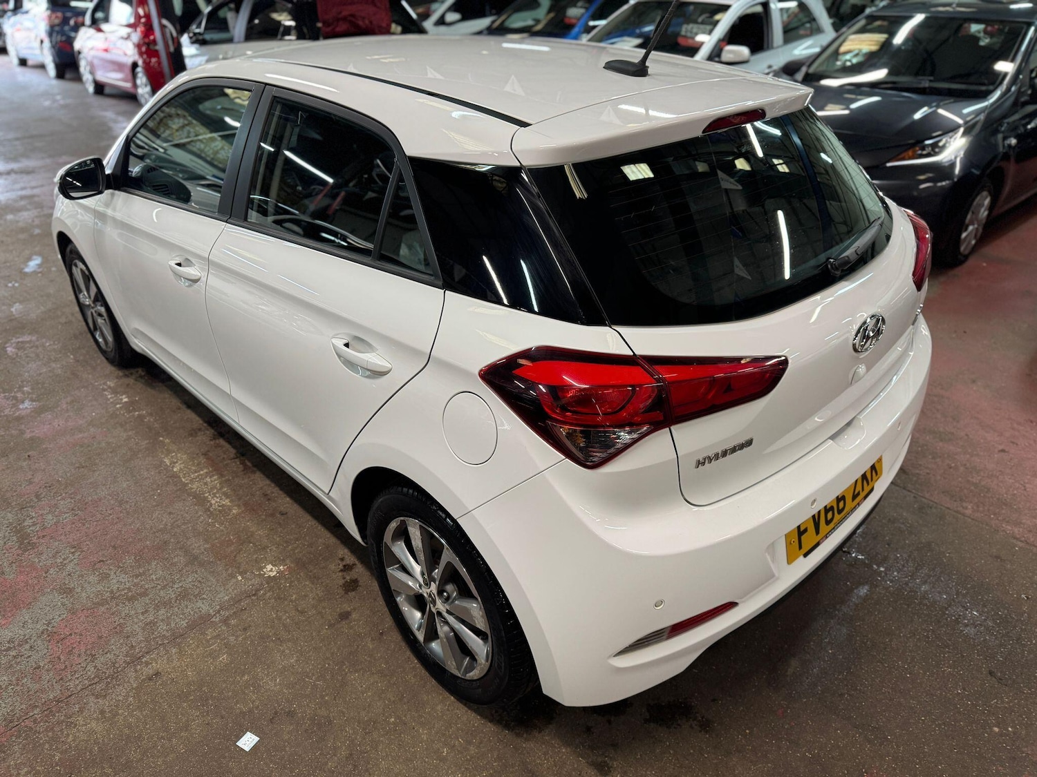Used Hyundai i20 2017 for sale - 78047048: Photo 8
