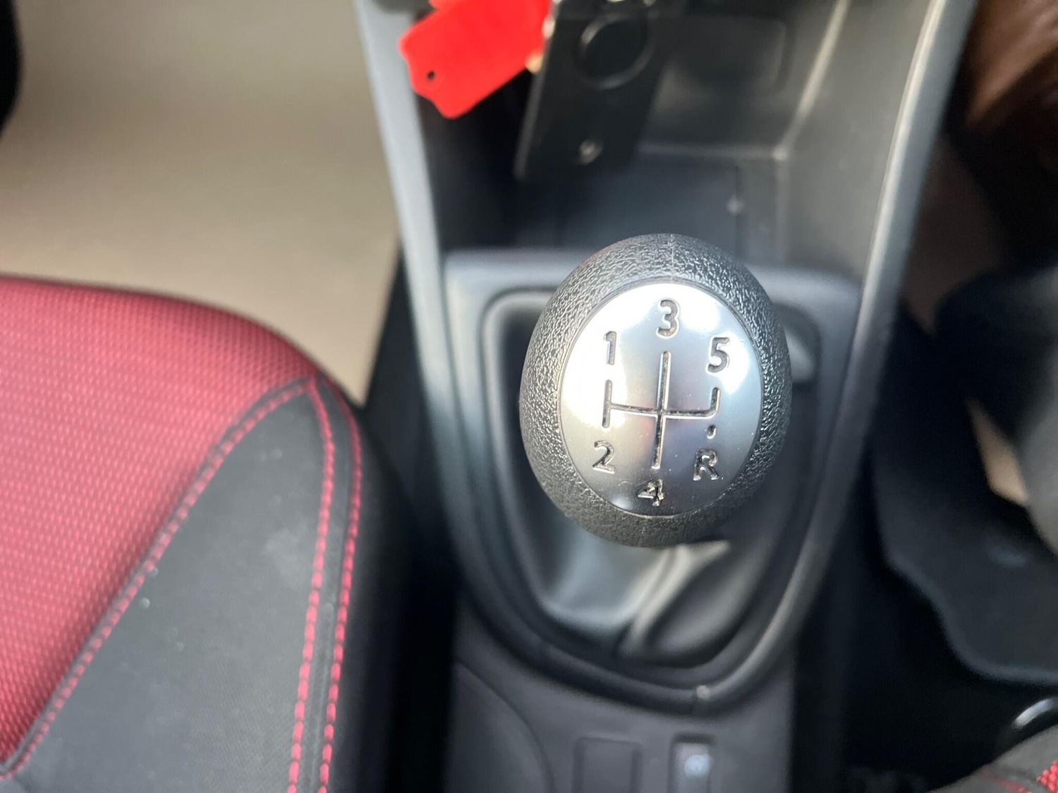 Used Renault Clio 2015 for sale - 76645863: Photo 21