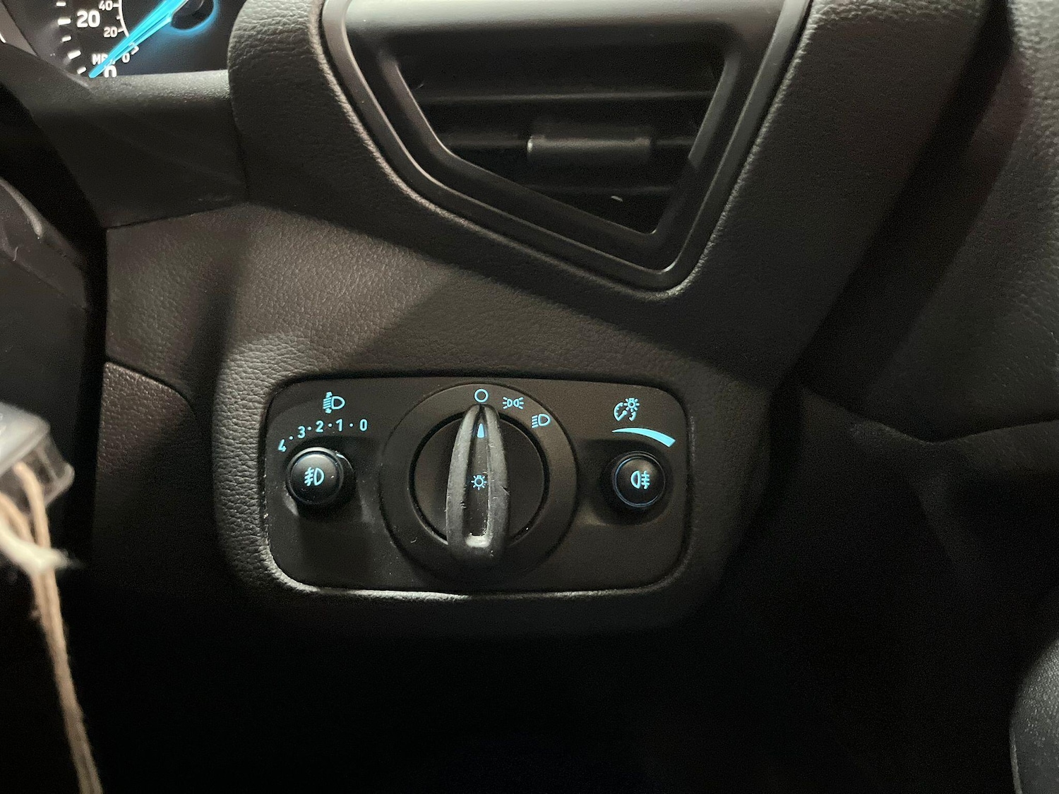 Used Ford C-Max 2017 for sale - 77646623: Photo 34