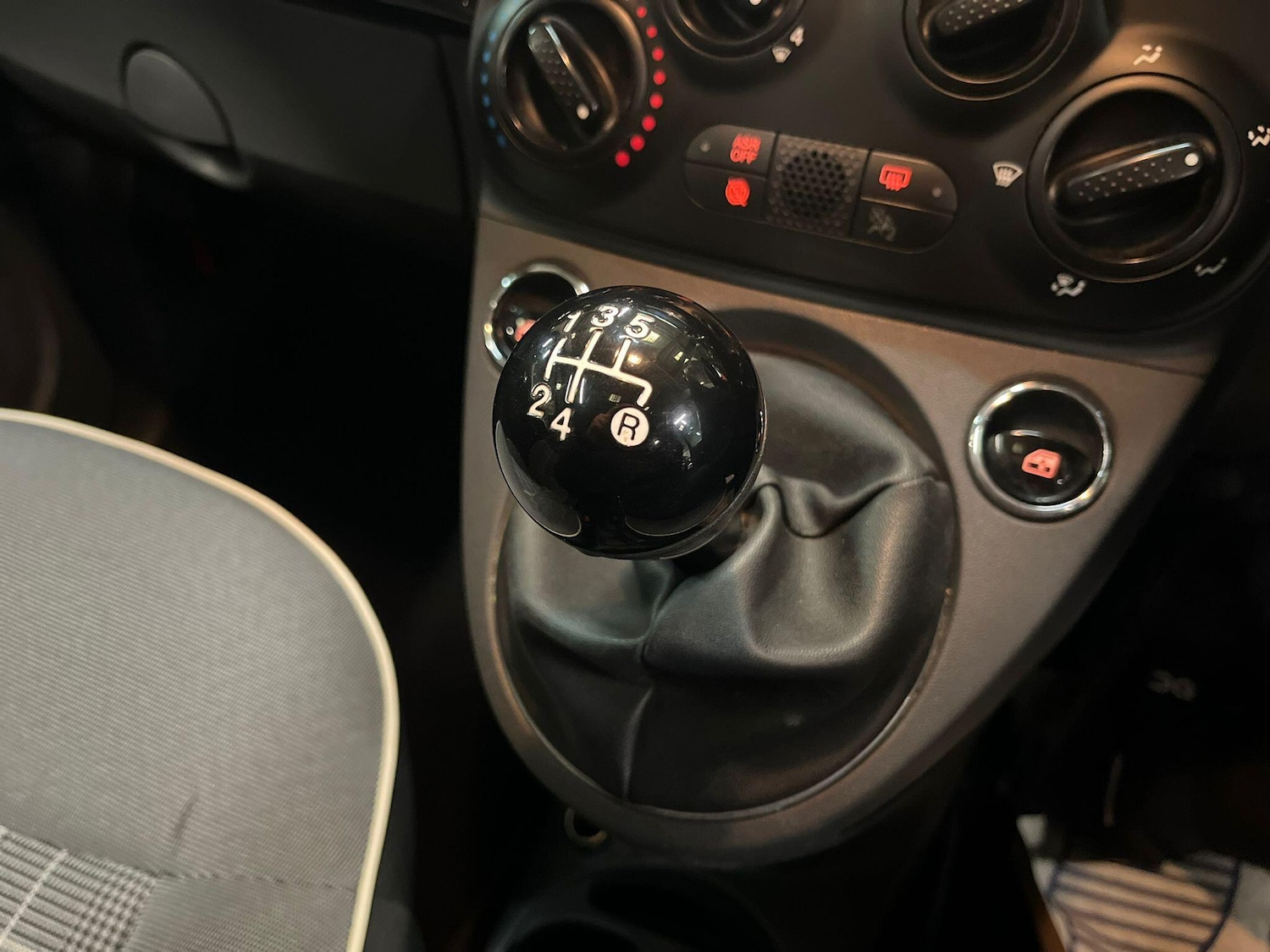 Used Fiat 500 2016 for sale - 78148045: Photo 29