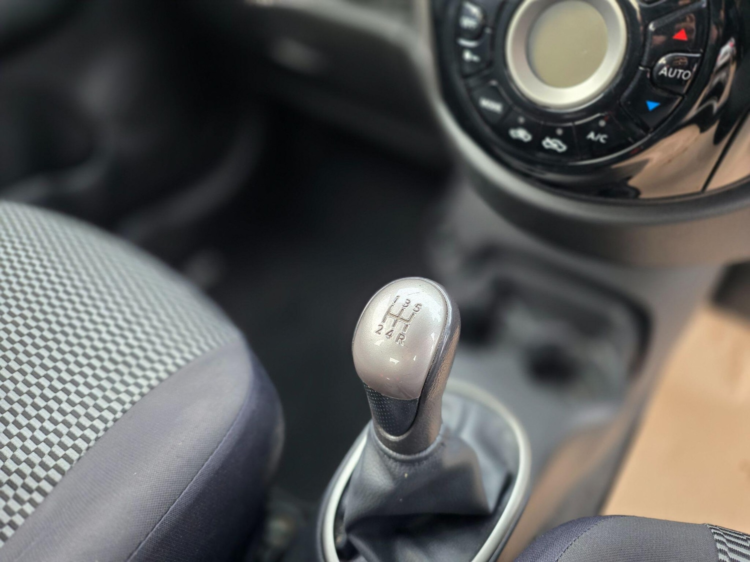 Used Nissan Micra 2014 for sale - 76865511: Photo 11