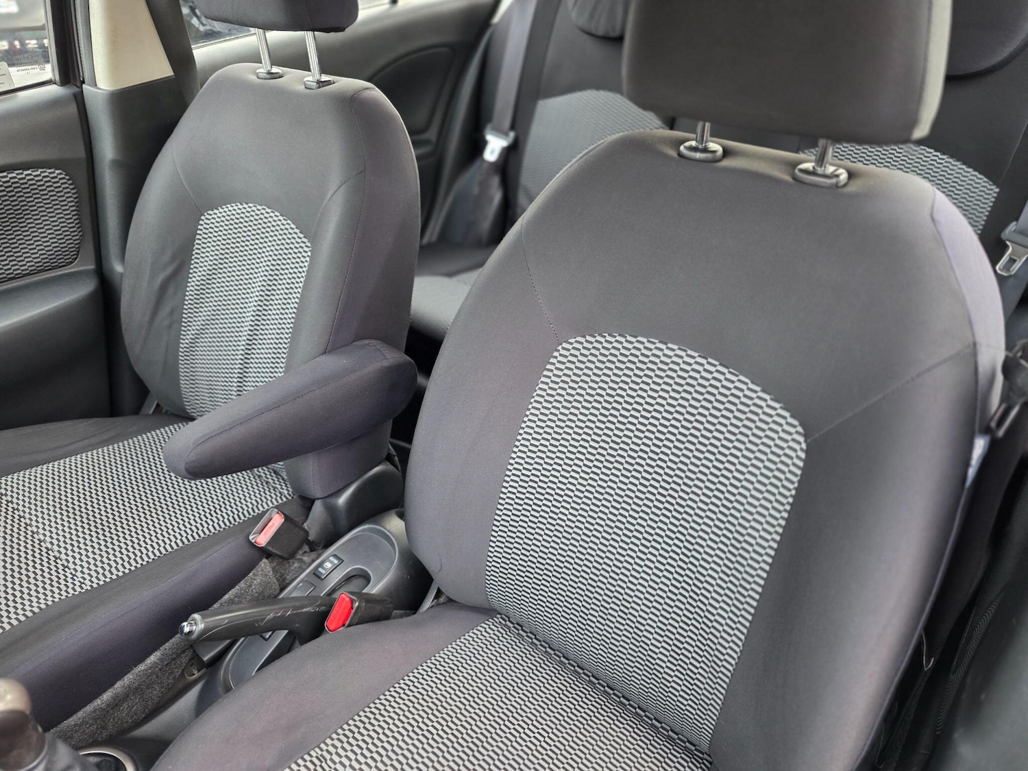 Used Nissan Micra 2014 for sale - 76865511: Photo 28